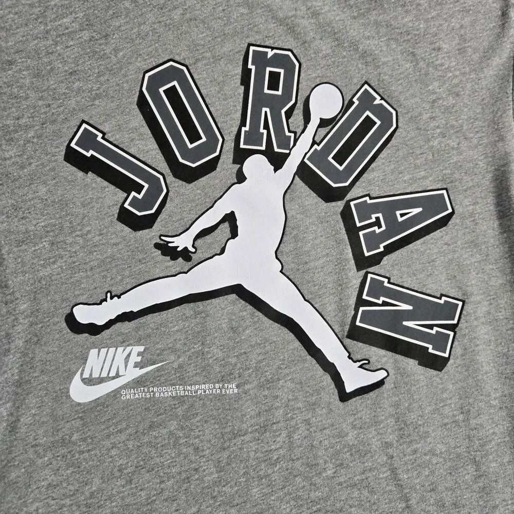 Lot of 9 Boys Youth 6 Small T Shirts 2 Nike 6 Air Jordan Graphic 2 Medium Bundle